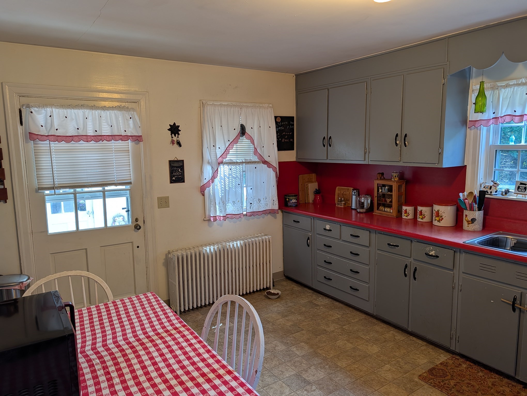 642 Greenfield Road Deerfield, MA 01342 - Photo 14 of 27 Gallery Image 14