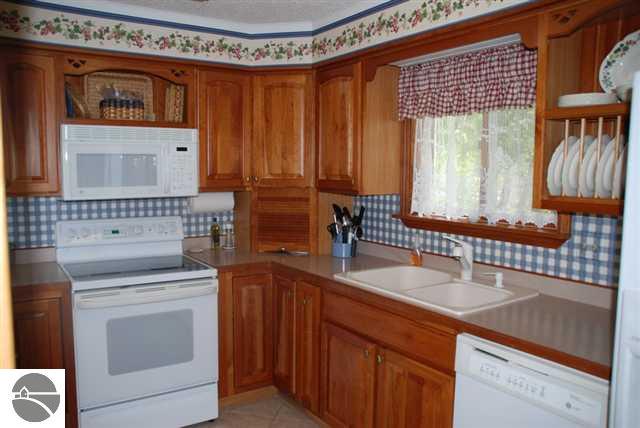 7507 Deadstream Road Honor, MI 49640 - Photo 5 of 25 1735998-4.JPG