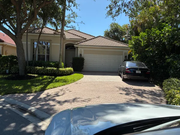 $3,000 | 116 Palm Circle, Atlantis, FL 33462