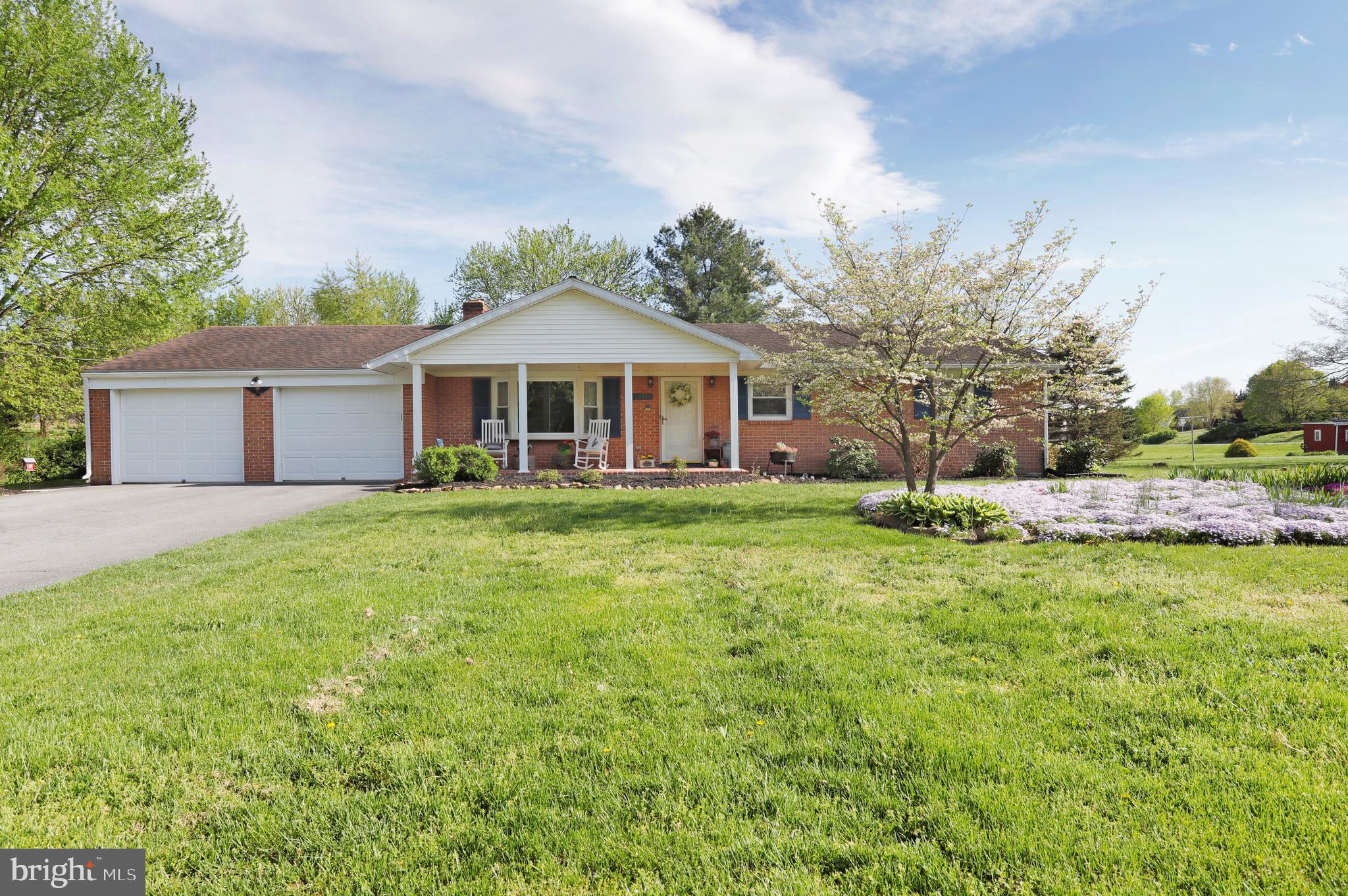18631 Wagaman Road Hagerstown, MD 21740 - Photo 2 of 38 Gallery Image 2