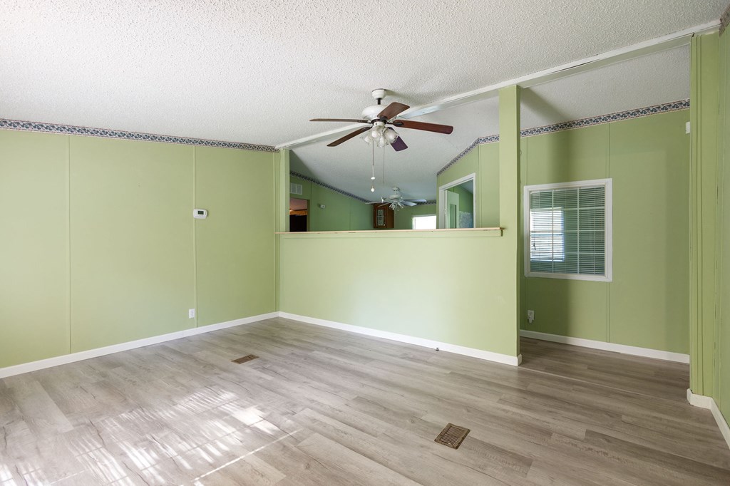 39 South Point Harbor Drive Chappells, SC 29037 - Photo 11 of 31 Gallery Image 11