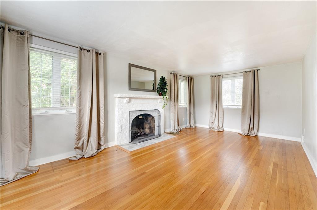 5525 Baptist Road Pittsburgh, PA 15236 - Photo 4 of 17 Gallery Image 4