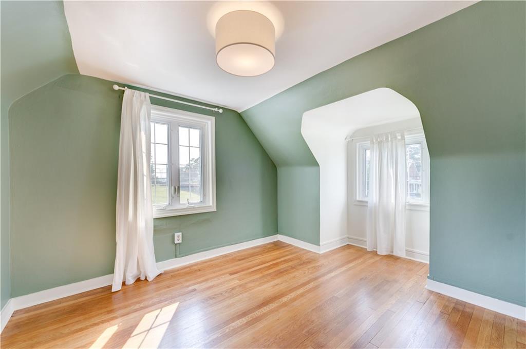 5525 Baptist Road Pittsburgh, PA 15236 - Photo 8 of 17 Gallery Image 8