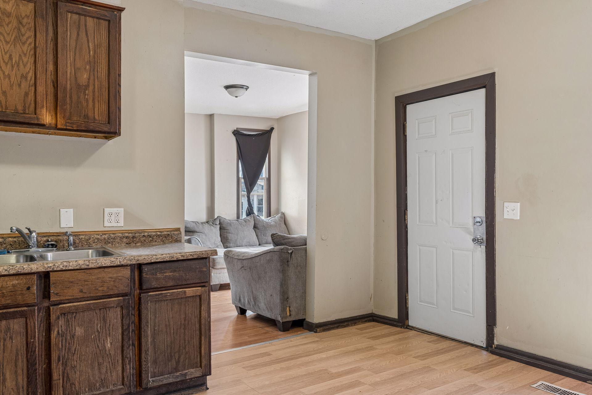 701 Desoto Street St. Paul, MN 55130 - Photo 12 of 36