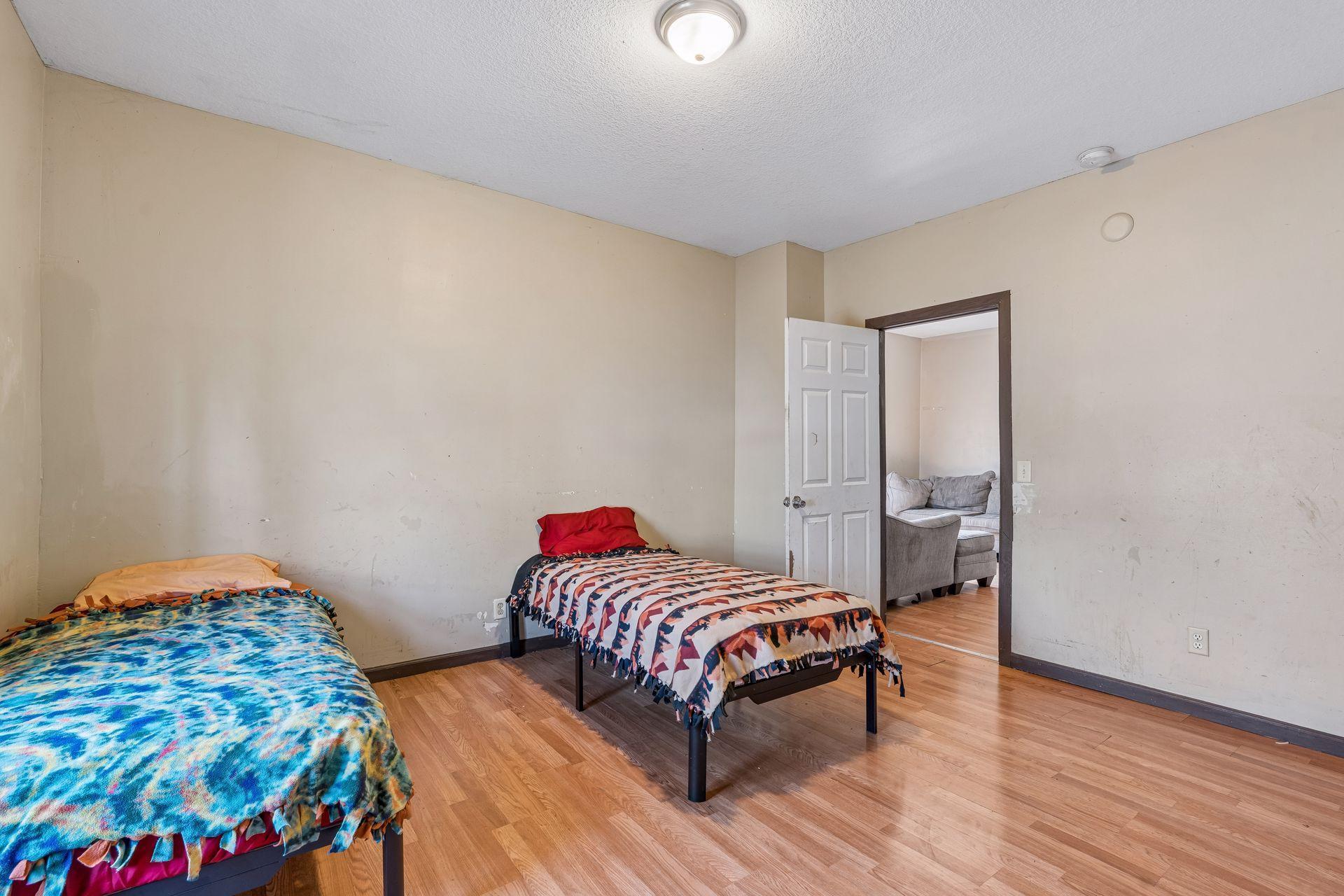 701 Desoto Street St. Paul, MN 55130 - Photo 18 of 36