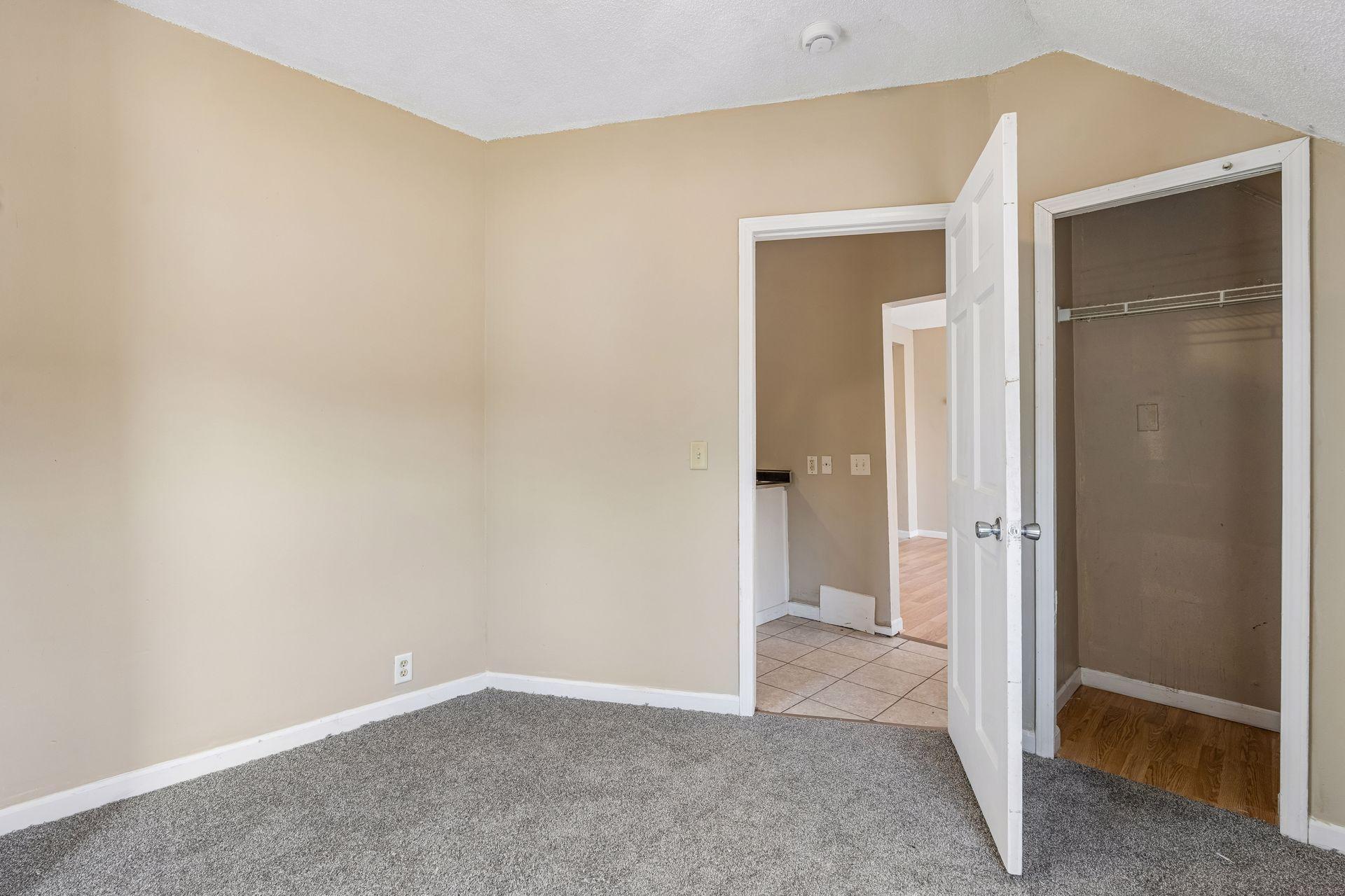 701 Desoto Street St. Paul, MN 55130 - Photo 32 of 36