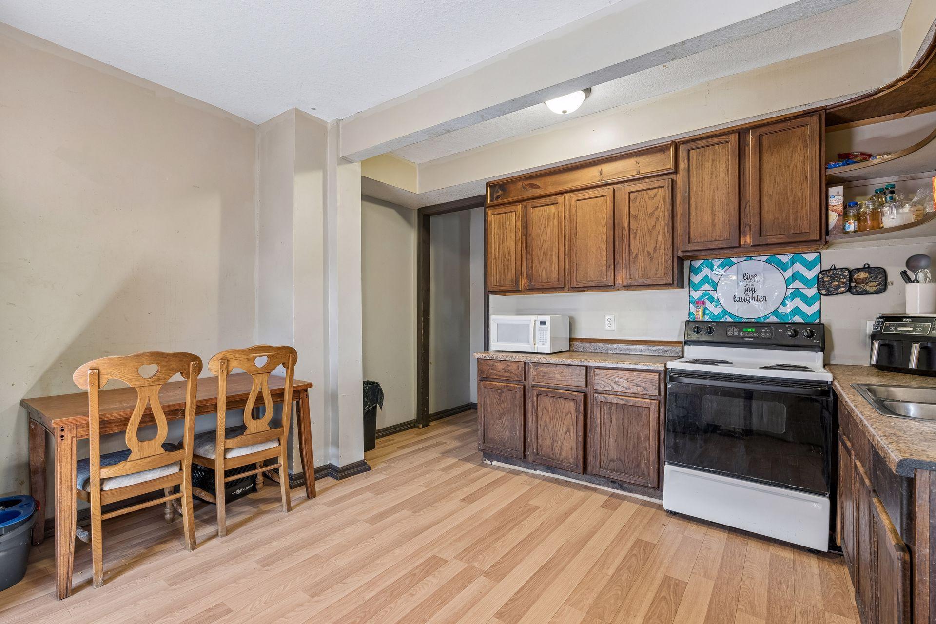 701 Desoto Street St. Paul, MN 55130 - Photo 7 of 36