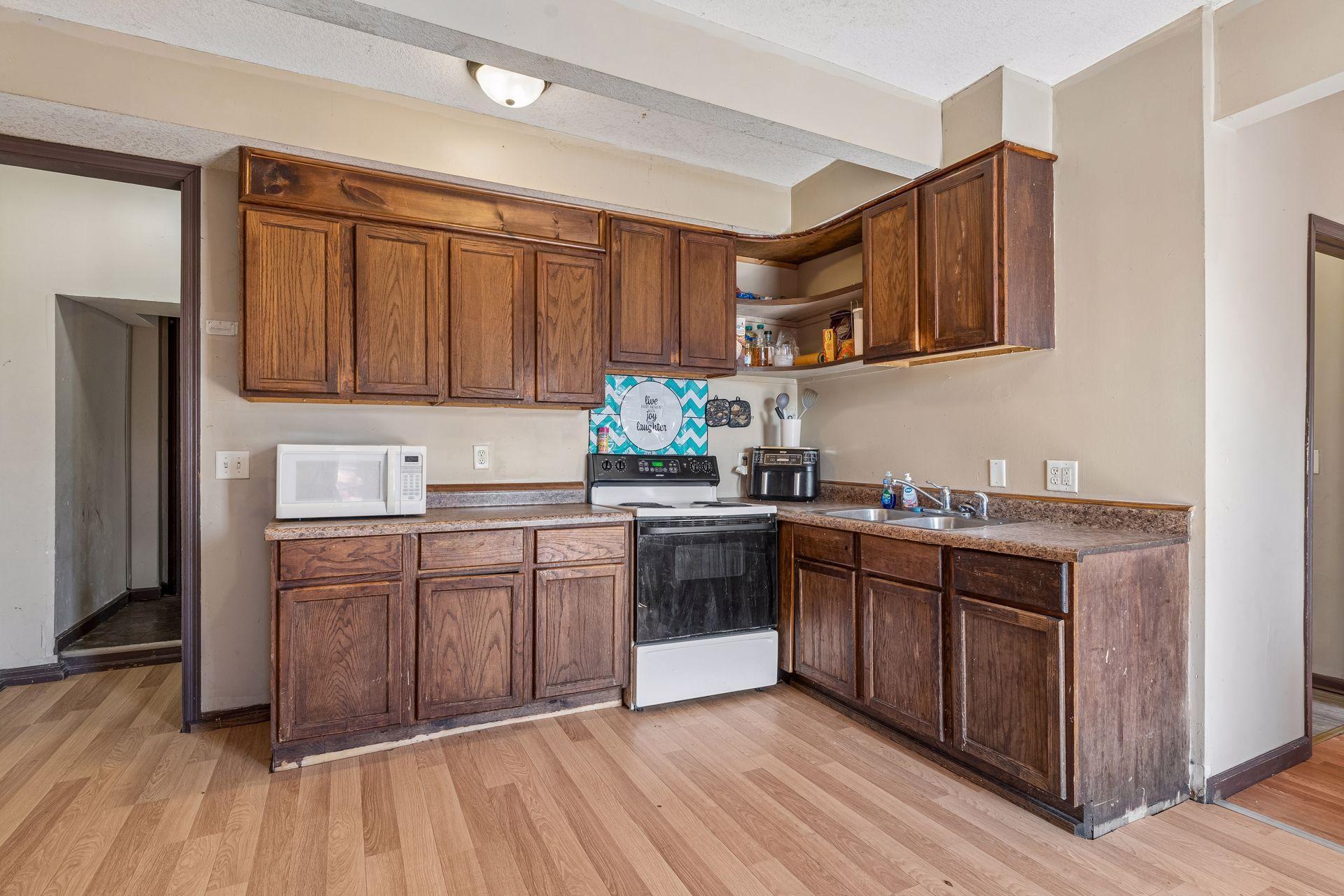 701 Desoto Street St. Paul, MN 55130 - Photo 9 of 36