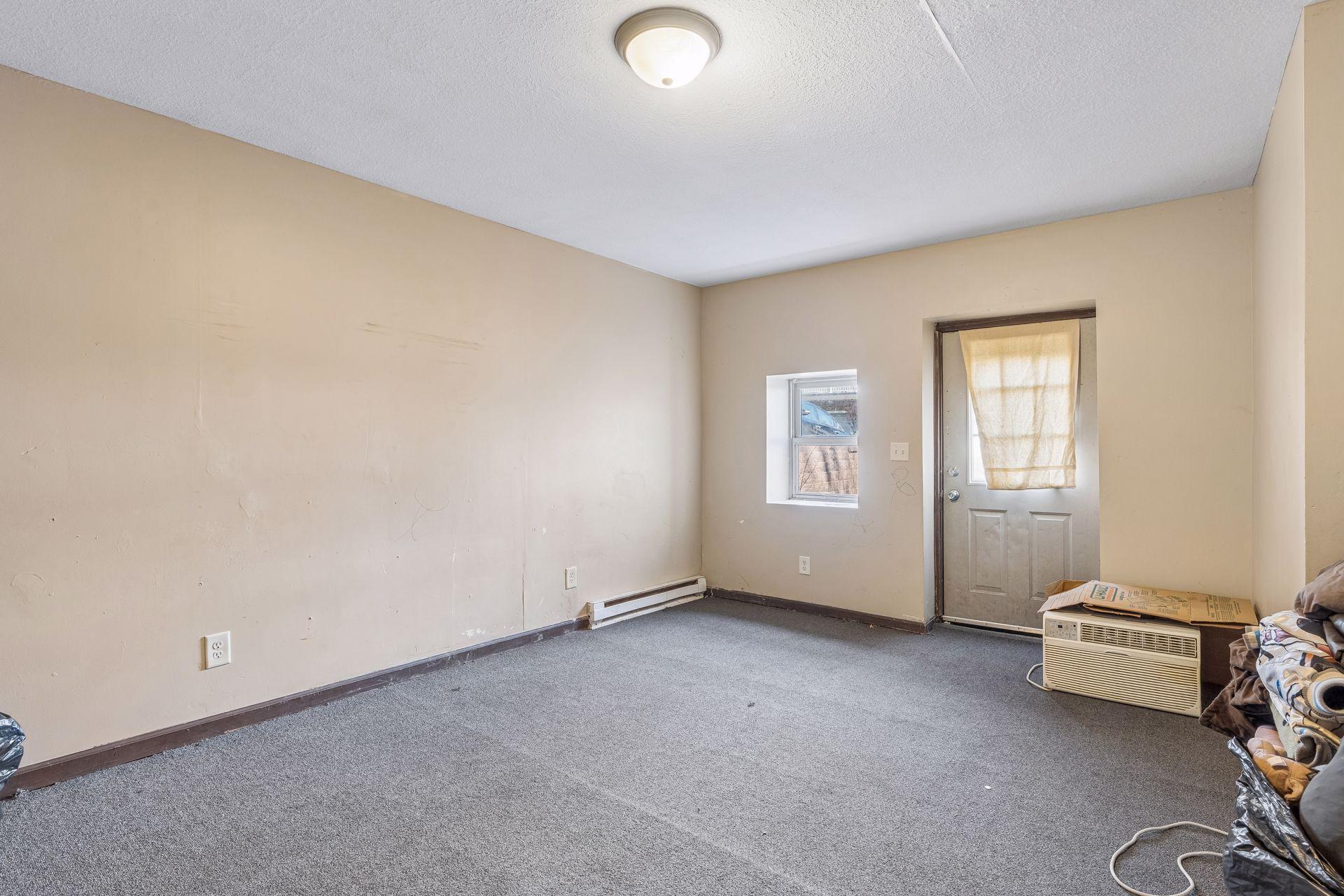 701 Desoto Street St. Paul, MN 55130 - Photo 10 of 36