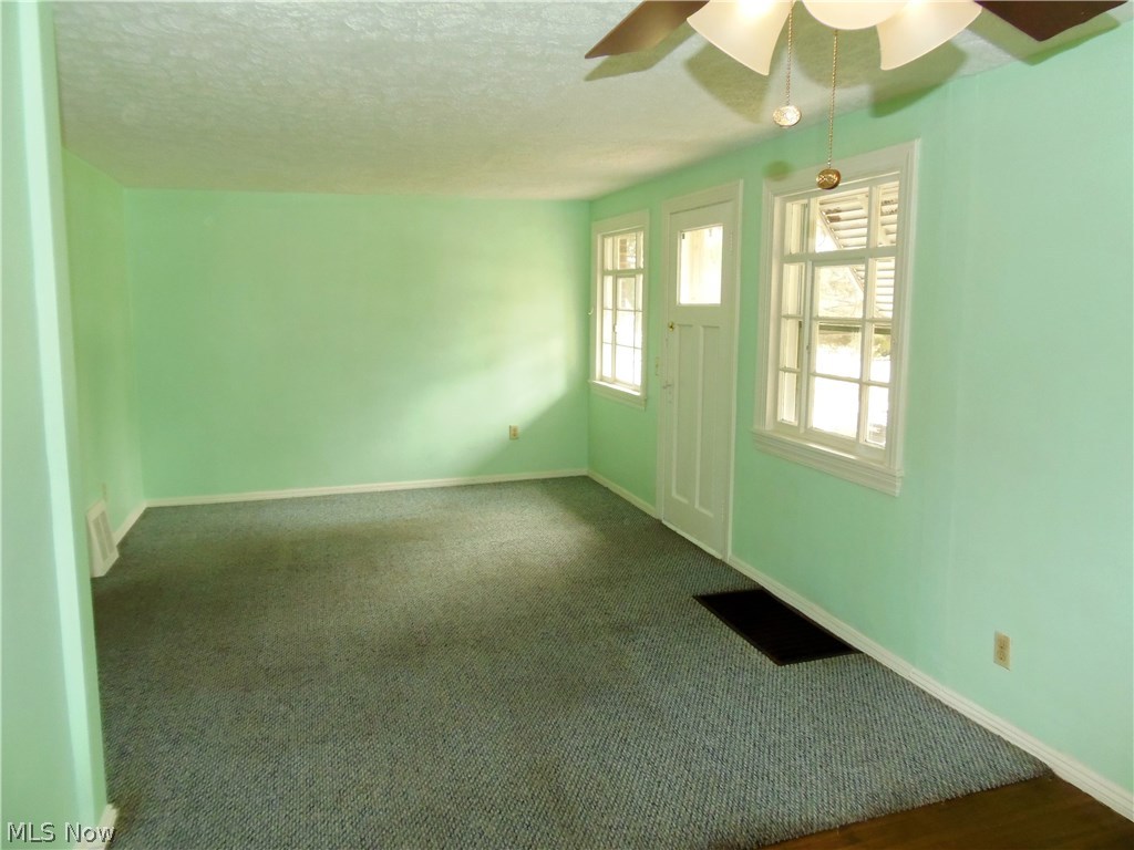 5931 Manchester Road Akron, OH 44319 - Photo 6 of 21 Gallery Image 6