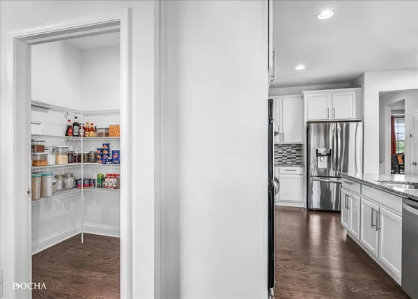 $979,000 | 4327 Conifer Road, Naperville, IL 60564
