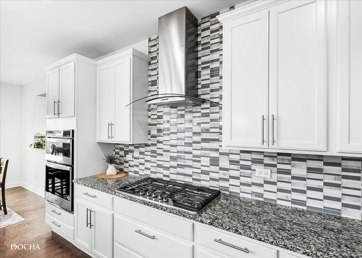 4327 Conifer Road Naperville, IL 60564 - Photo 8 of 50