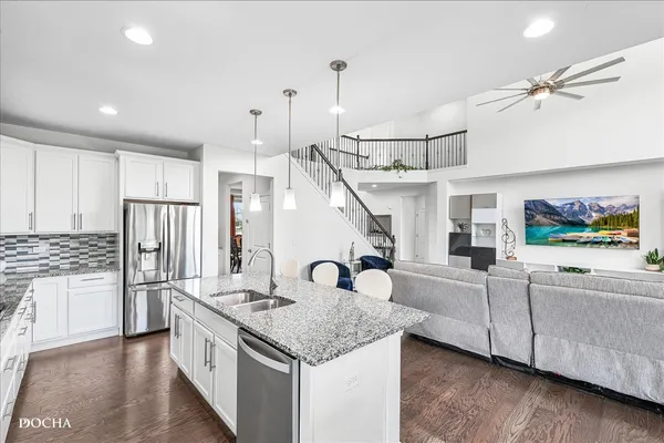 $979,000 | 4327 Conifer Road, Naperville, IL 60564