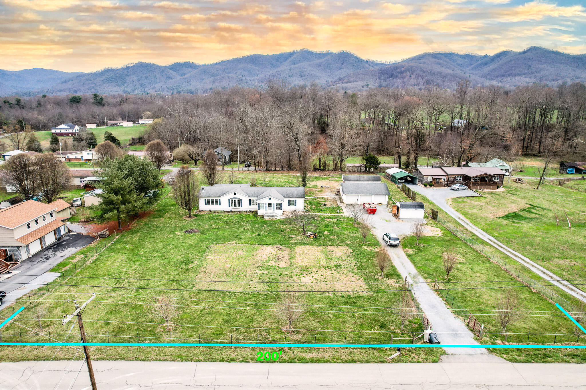 526 Garrison Hollow Road Elizabethton, TN 37643 - Photo 23 of 33 DJI_0587-Edit