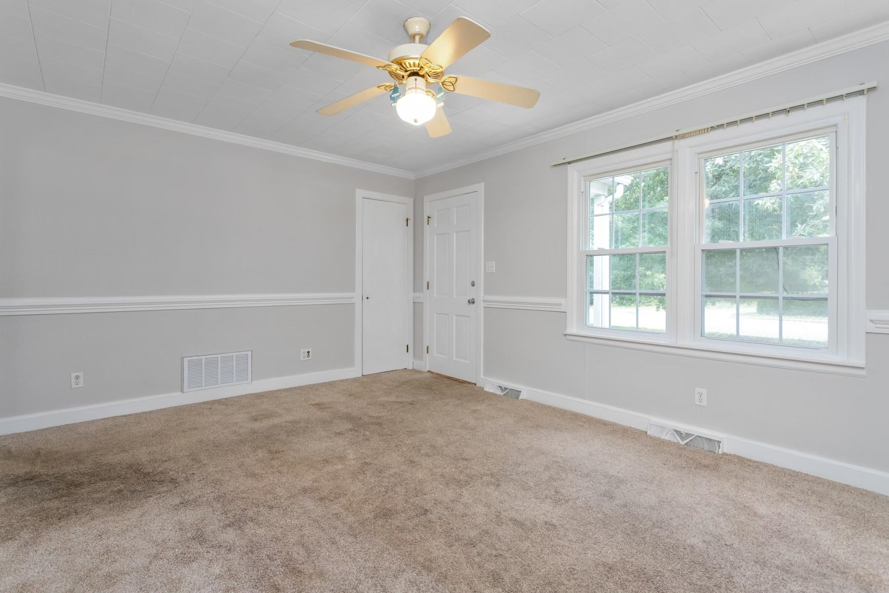 1738 Sharpe Road Burlington, NC 27217 - Photo 7 of 25 Photo 7