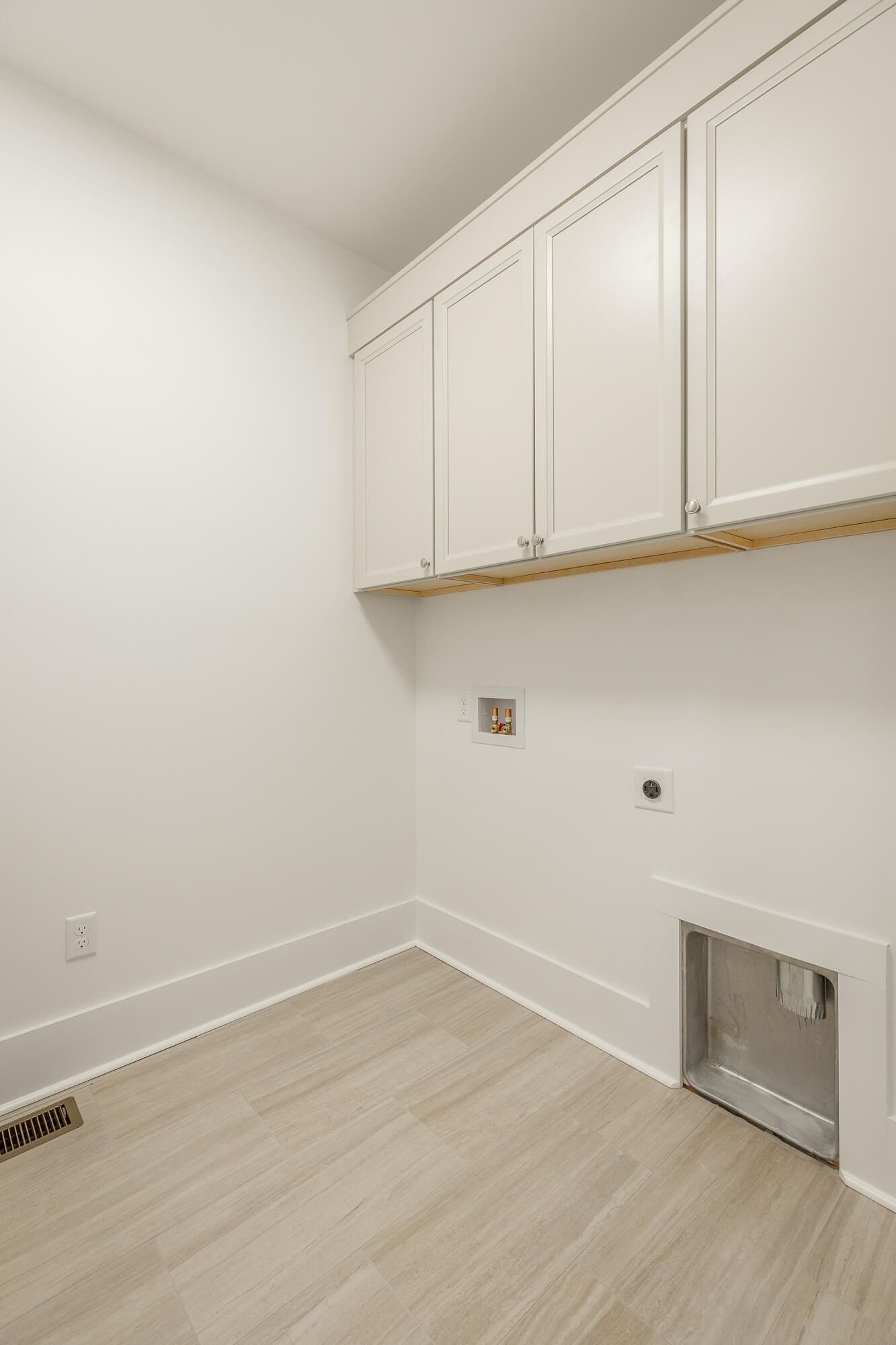 498 Hargis Road Signal Mountain, TN 37377 - Photo 32 of 65 498 Hargis Road HD-59