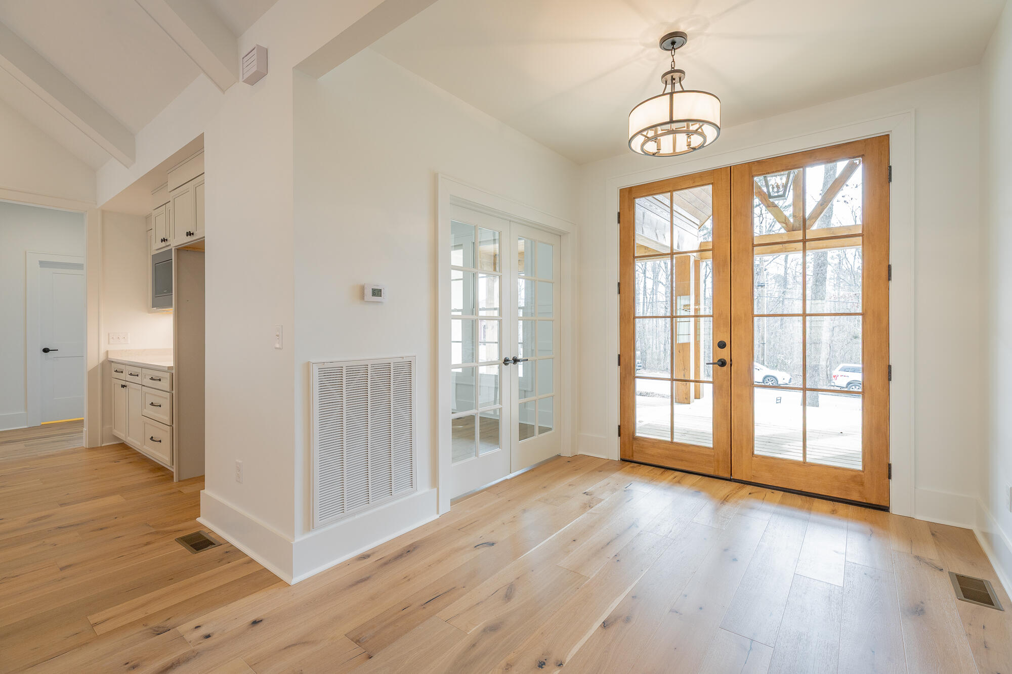 498 Hargis Road Signal Mountain, TN 37377 - Photo 5 of 65 498 Hargis Road HD-2