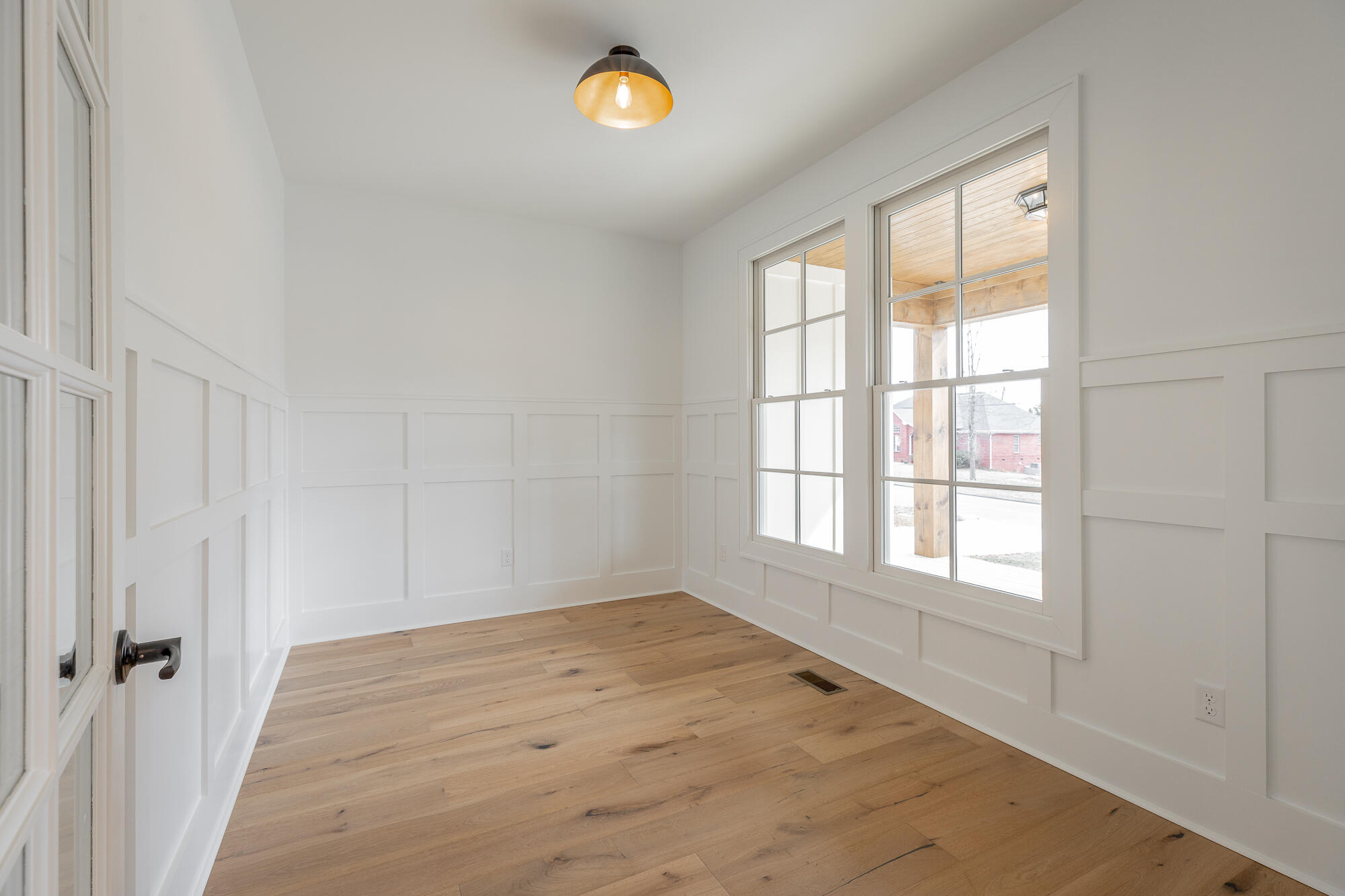 498 Hargis Road Signal Mountain, TN 37377 - Photo 6 of 65 498 Hargis Road HD-69