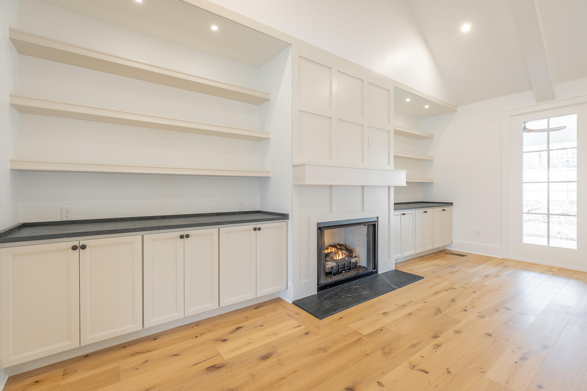 498 Hargis Road Signal Mountain, TN 37377 - Photo 8 of 65 498 Hargis Road HD-7