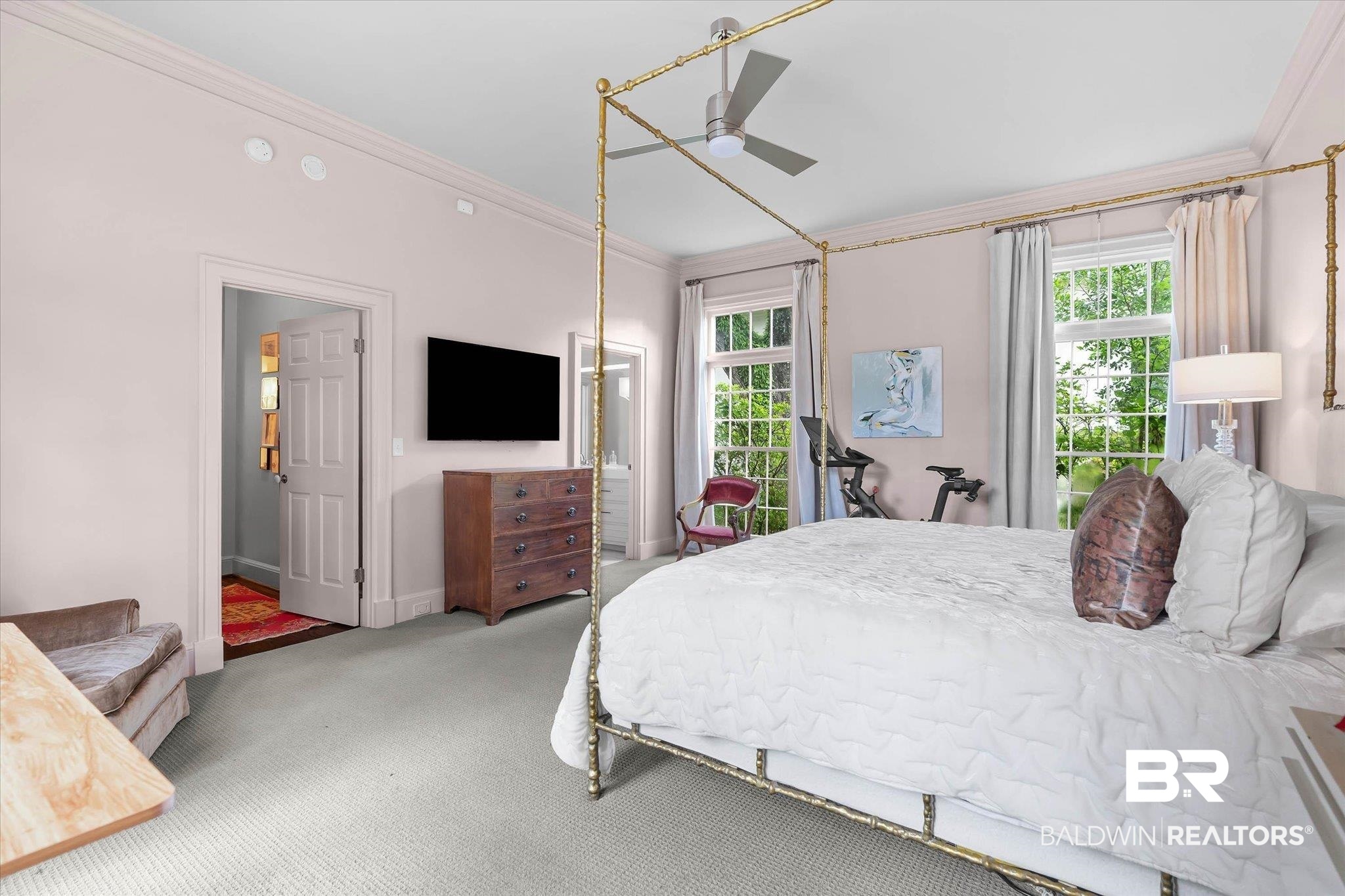 3908 Yester Place Mobile, AL 36608 - Photo 22 of 45 Spacious room with light pink walls, crown molding, and light-colored carpeting