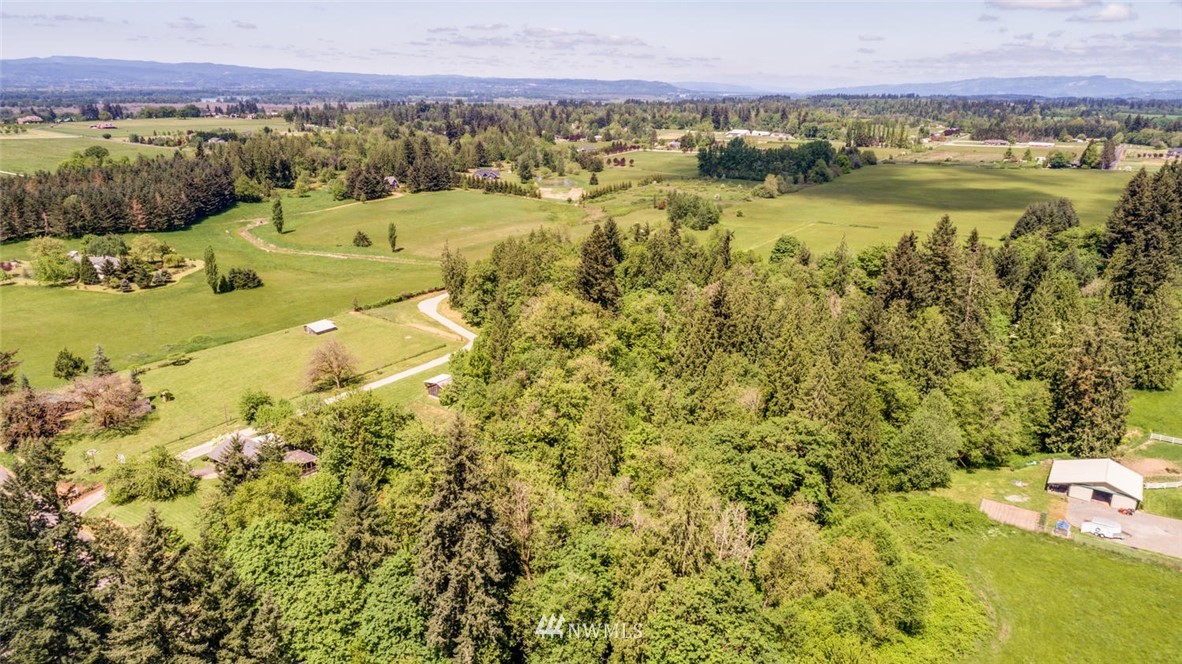 5004 Northwest 199th Street Ridgefield, WA 98642 - Photo 11 of 16 Gallery Image 11