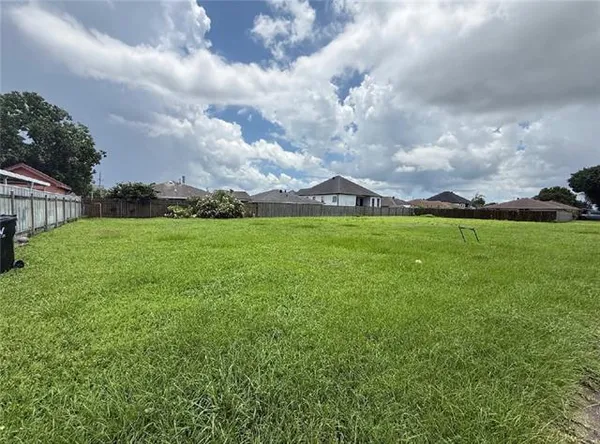 $35,000 | 3501 Decomine Street, Chalmette, LA 70043