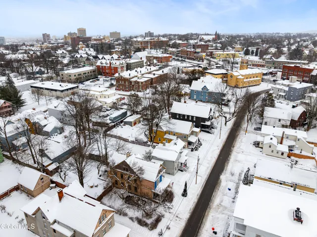 $100,000 | 618 Tracy Street, Utica, NY 13502