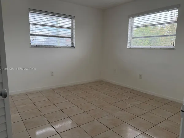 $3,700 | West Flagler, Miami, FL 33126