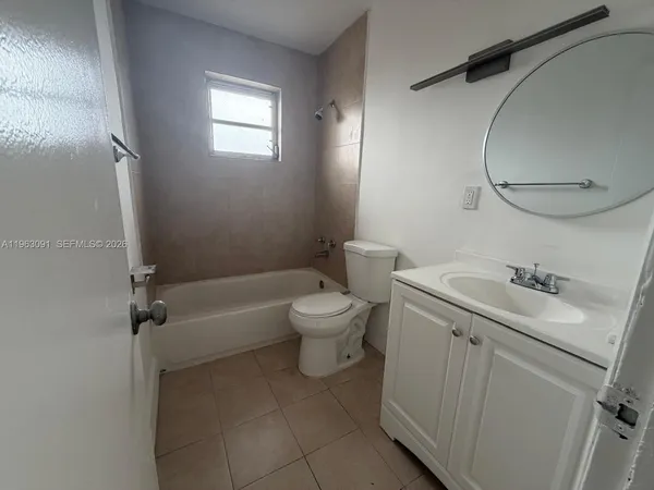 $3,700 | West Flagler, Miami, FL 33126