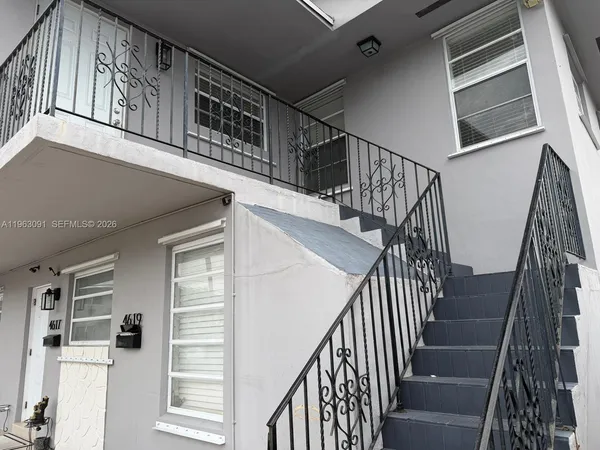 $3,700 | West Flagler, Miami, FL 33126