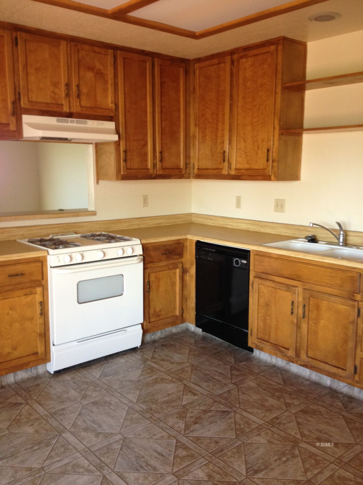 1013 West Atkins Avenue Ridgecrest, CA 93555 - Photo 10 of 13