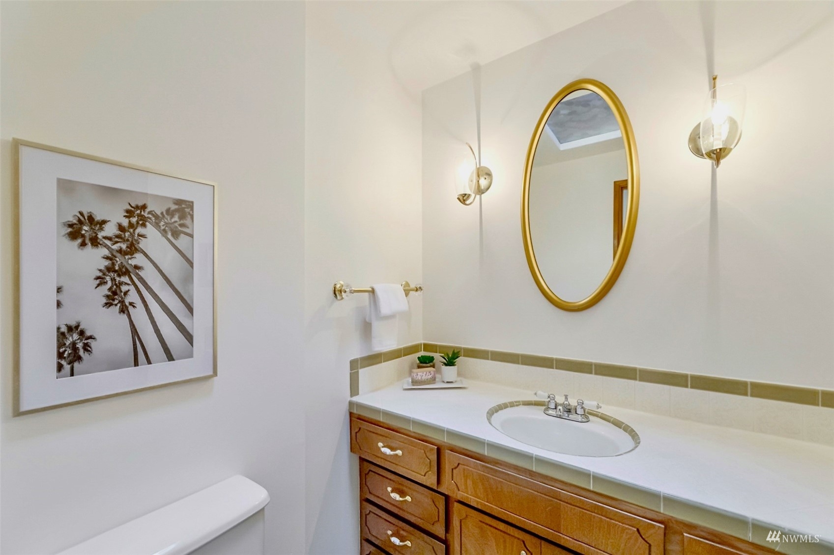 8742 Fauntlee Crest Southwest Seattle, WA 98136 - Photo 23 of 36 Gallery Image 23