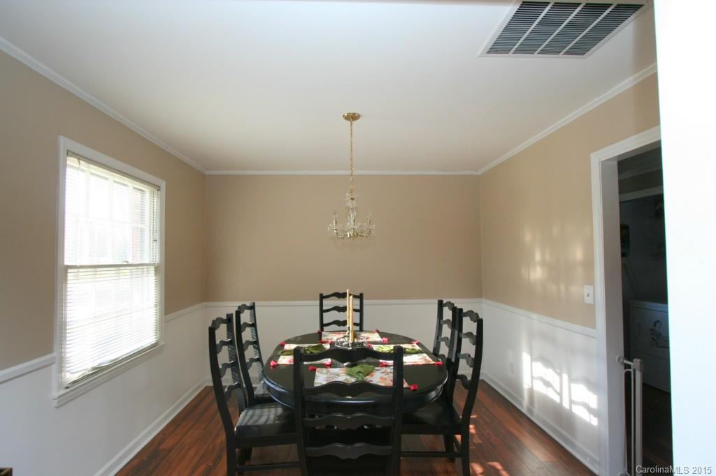 13657 Idlewild Road Matthews, NC 28105 - Photo 5 of 16