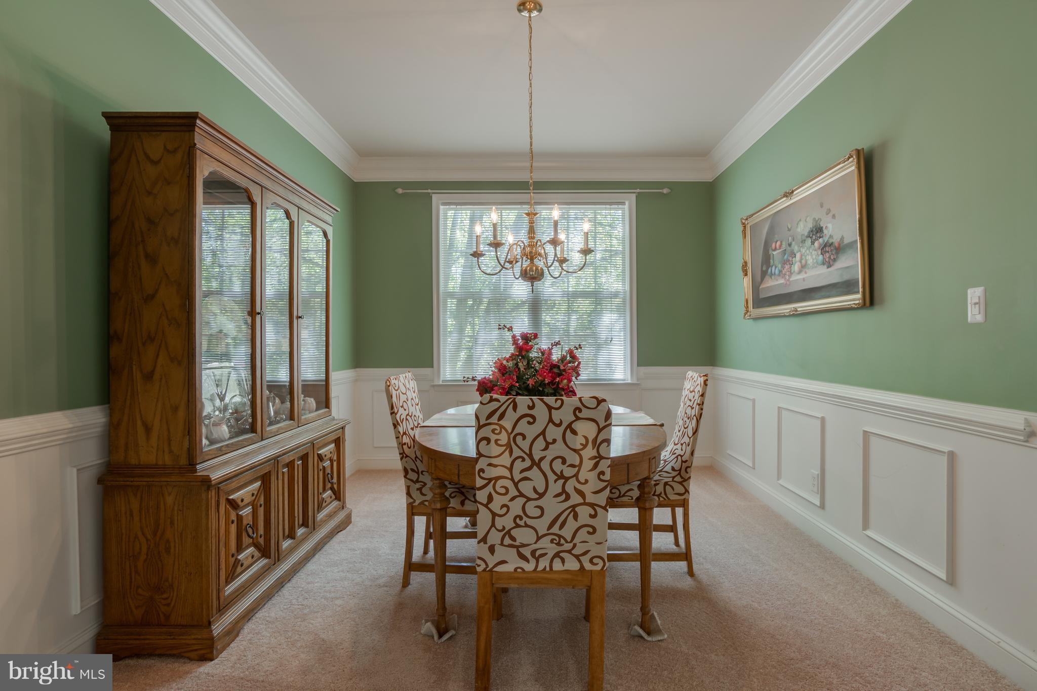 13 Ridgeway Road Stafford, VA 22556 - Photo 5 of 30 Dinning Room with Upgraded Molding