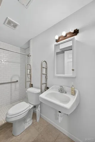 $489,000 | 3 Jamesport Court, O'Fallon, MO 63366