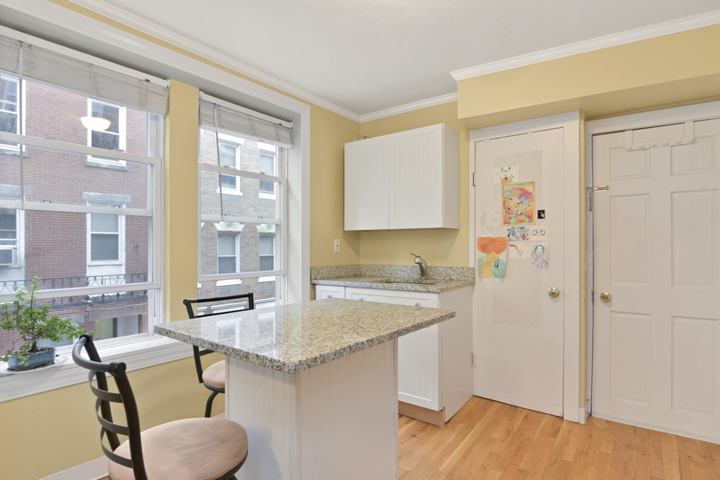 10 Sheafe Street, Unit 3 Boston, MA 02113 - Photo 4 of 10 Gallery Image 4