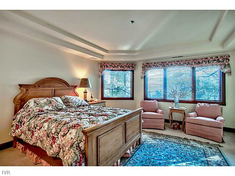1155 Lakeshore Boulevard Incline Village, NV 89451 - Photo 15 of 18 a living room with furniture