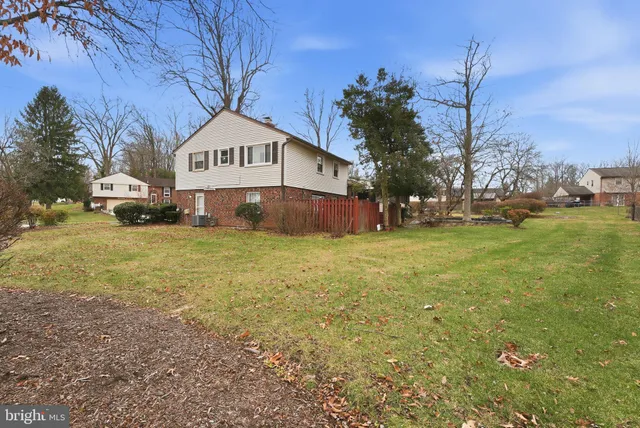 $475,122 | 12204 Chesterton Drive, Upper Marlboro, MD 20774