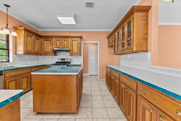 $435,000 | 6311 Avenue M, Santa Fe, TX 77510