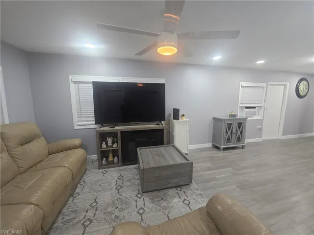 $149,000 | 9 Moonstone Circle, Unit M9, Naples, FL 34112