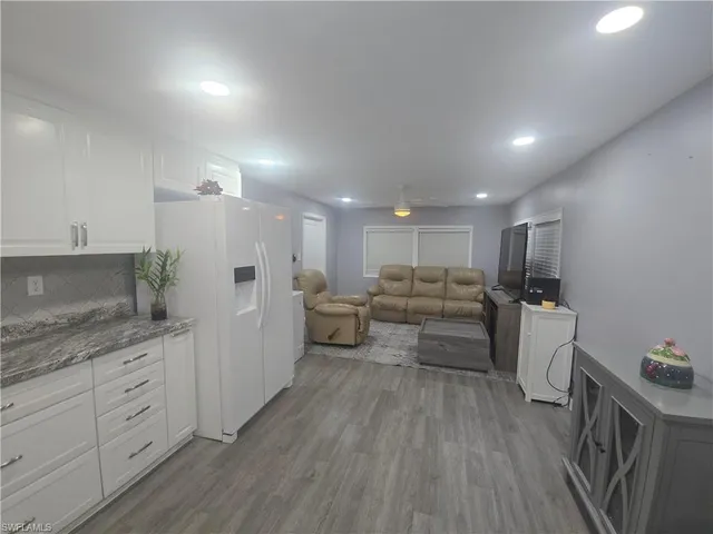 $149,000 | 9 Moonstone Circle, Unit M9, Naples, FL 34112