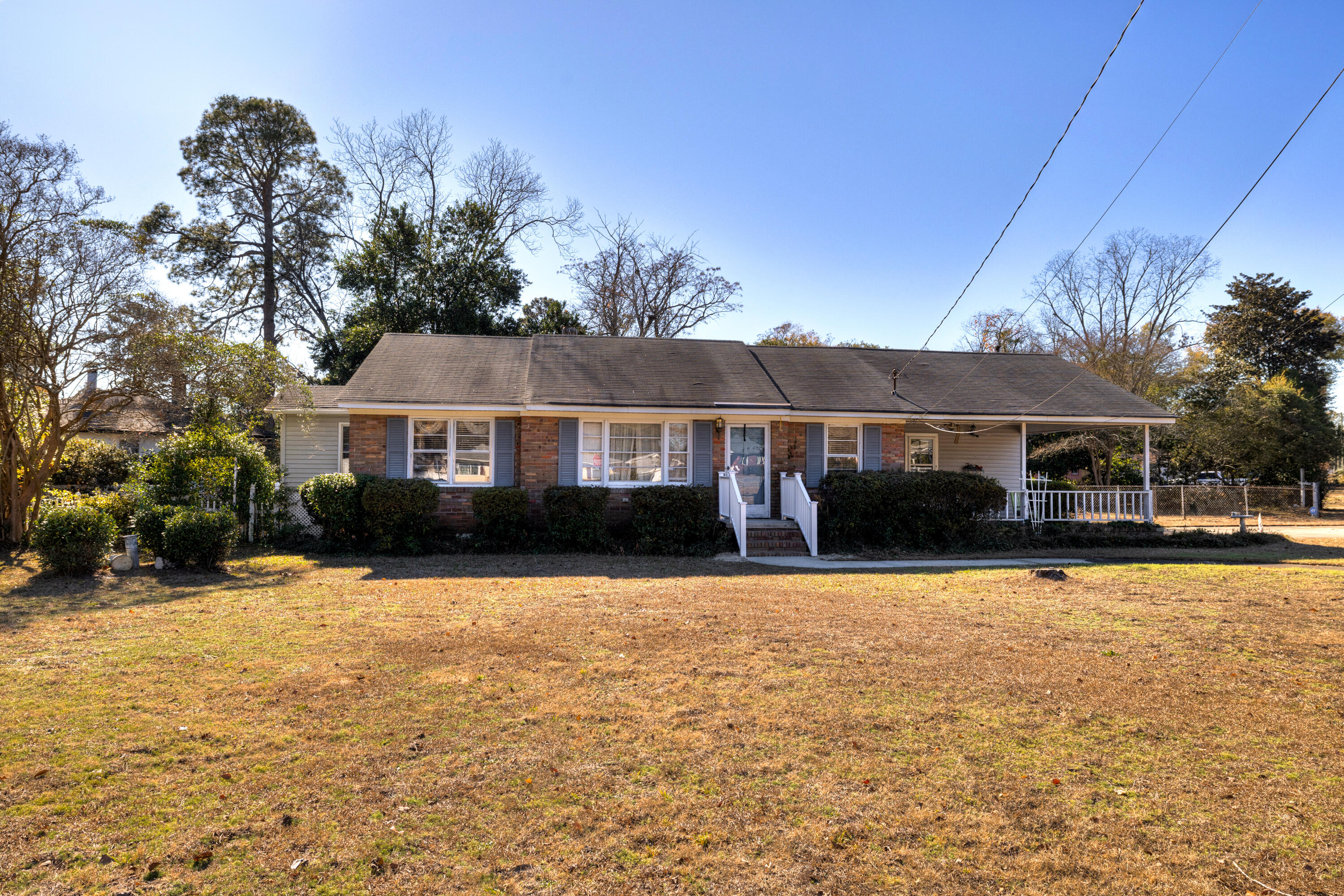 302 Stuckey Street Sumter, SC 29150 - Photo 2 of 36 01