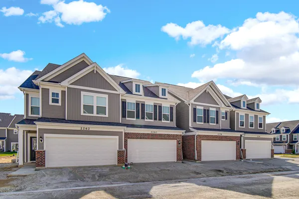 $2,995 | 2260 Horseshoe Circle, Naperville, IL 60564