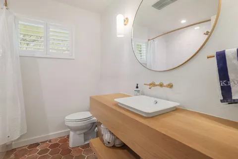 a building outdoor space with patio furniture