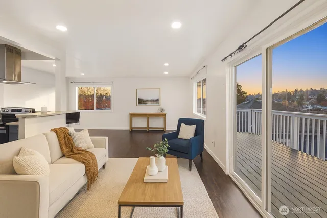 $3,500 | 4028 38th Avenue South, Seattle, WA 98118