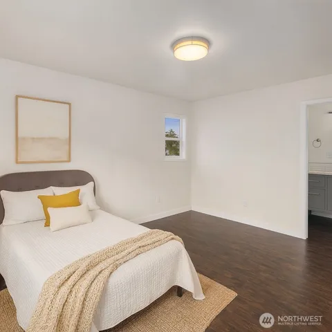 $3,500 | 4028 38th Avenue South, Seattle, WA 98118