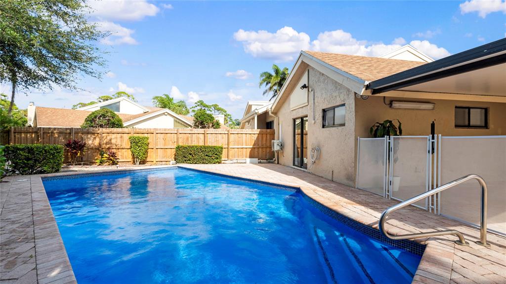 7659 Sierra Terrace West Boca Raton, FL 33433 - Photo 6 of 22