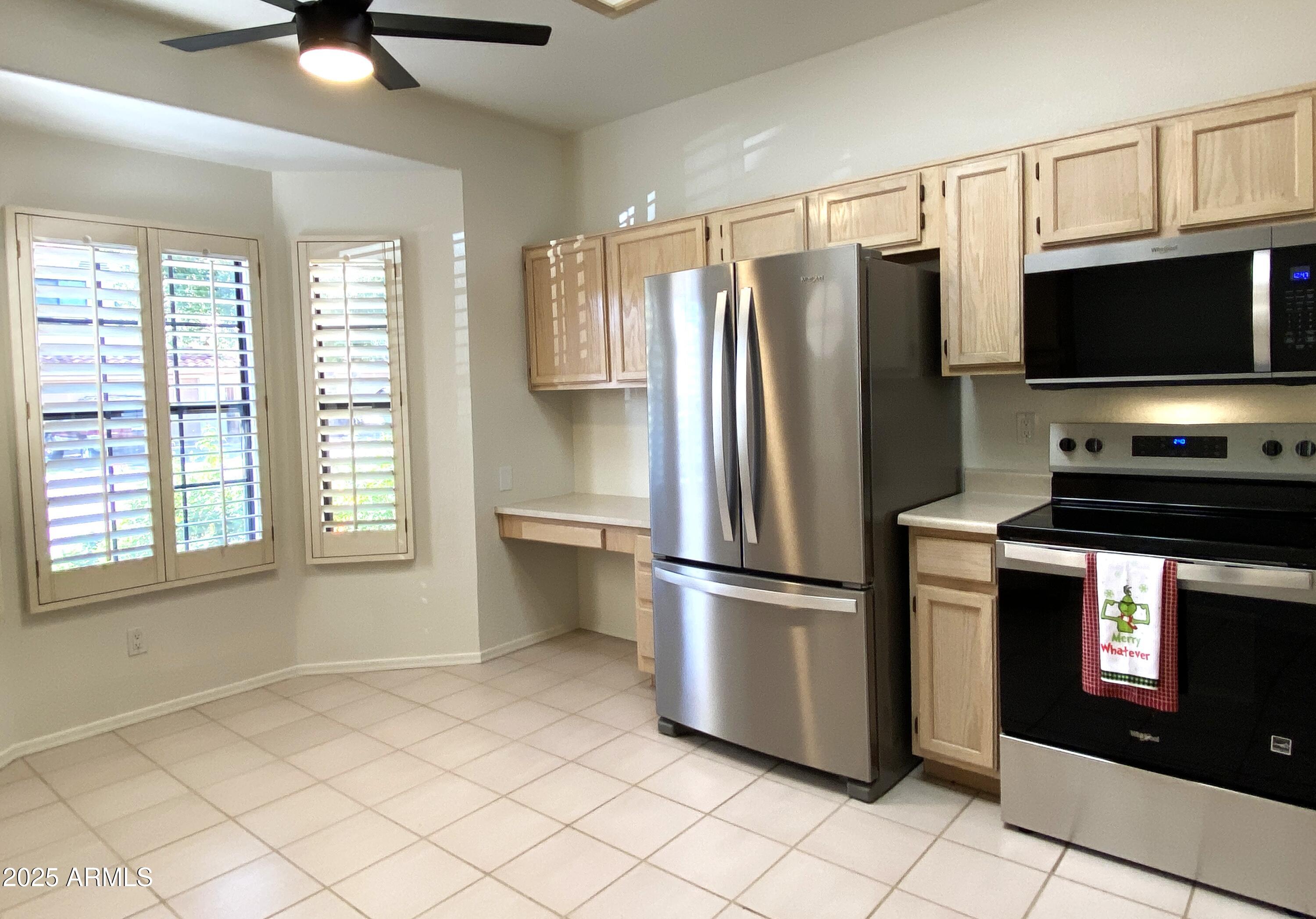 11843 North 91st Way Scottsdale, AZ 85260 - Photo 5 of 18 kitchen 1