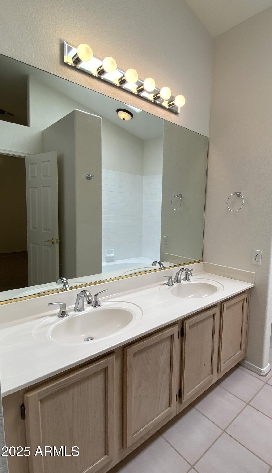 11843 North 91st Way Scottsdale, AZ 85260 - Photo 8 of 18 mast ba