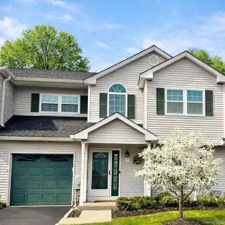 $798,000 | 7 Monitor Road, Smithtown, NY 11787